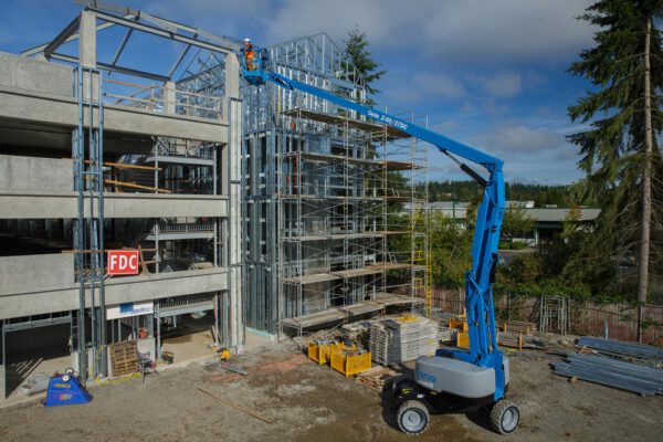 Gelenkarbeitsbühne-Elektro GAE 200 // Max. Arbeitshöhe: 20,1m